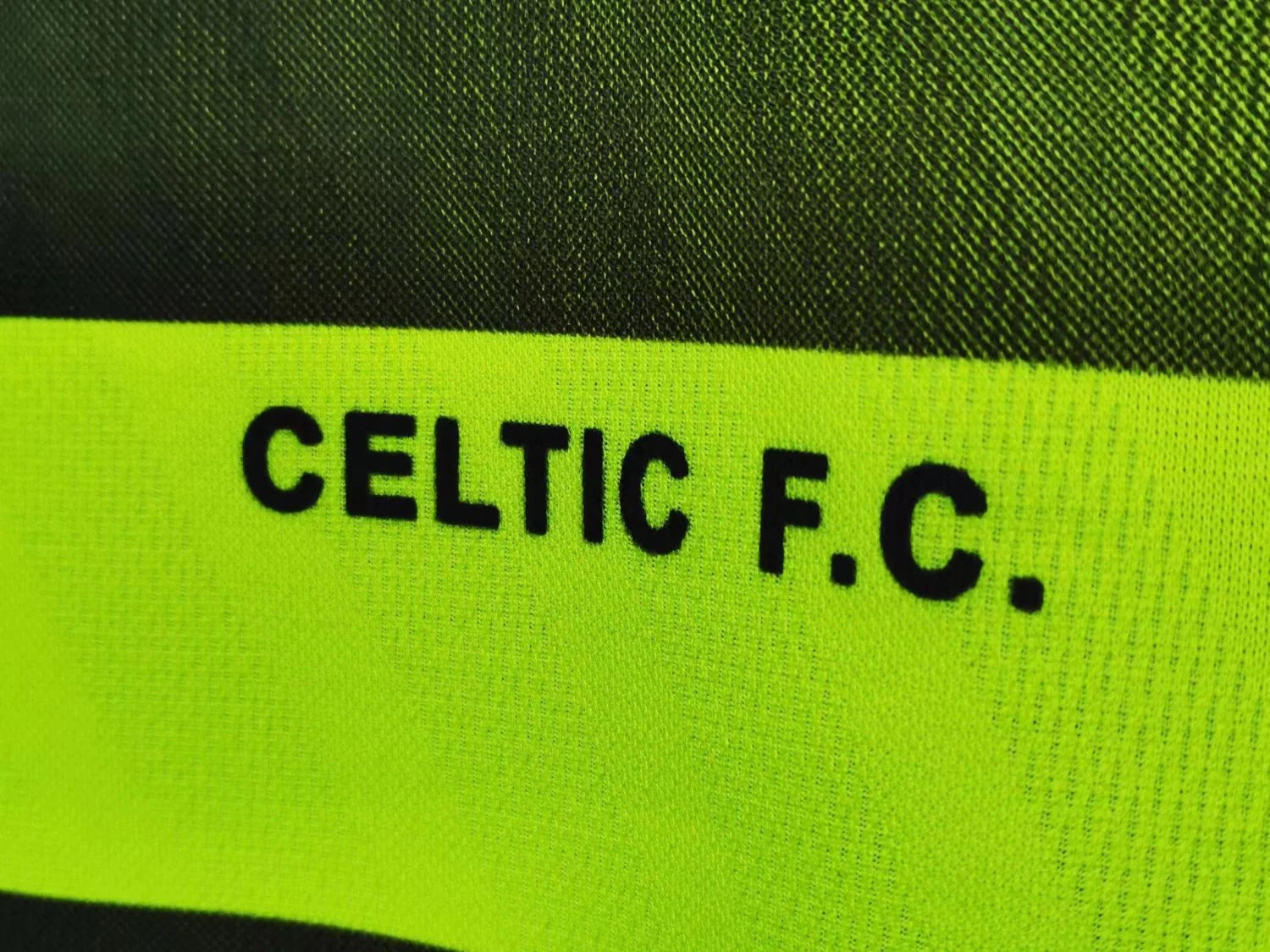 Celtic Third Retro Jersey 1996/97 - Image 7