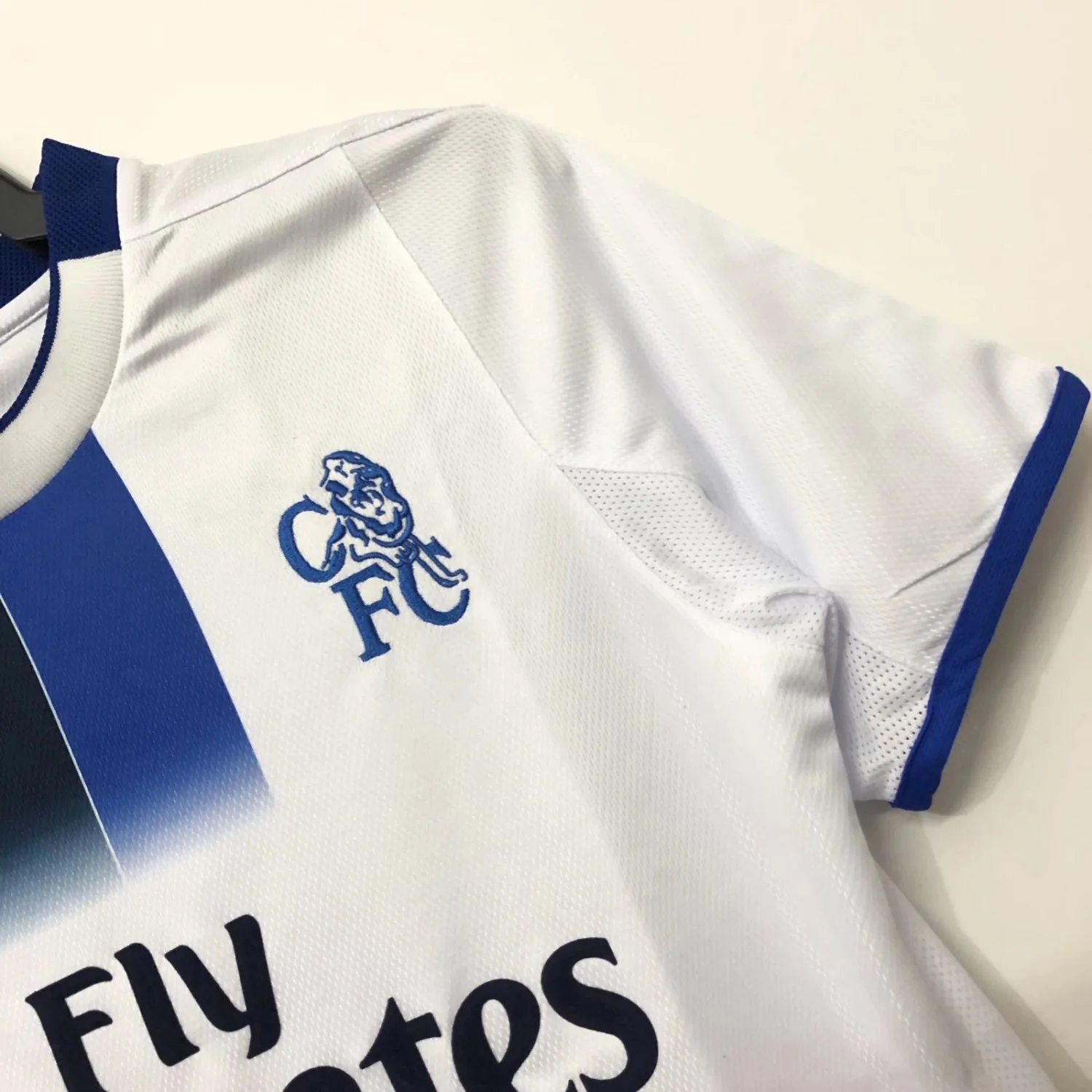 Chelsea Away Retro Jersey 2003 - Image 4