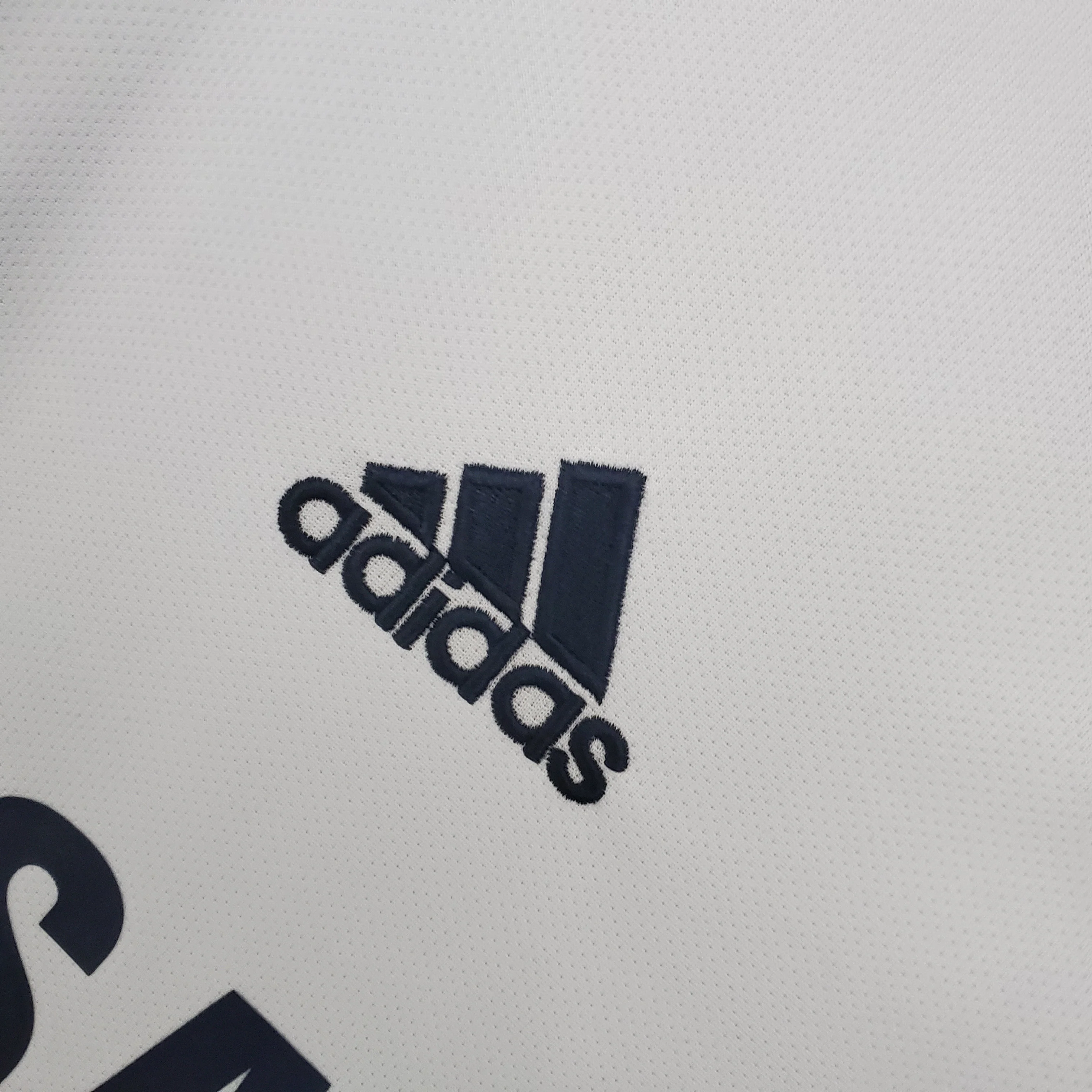 Chelsea Away Retro Jersey 2012/13 - Image 5