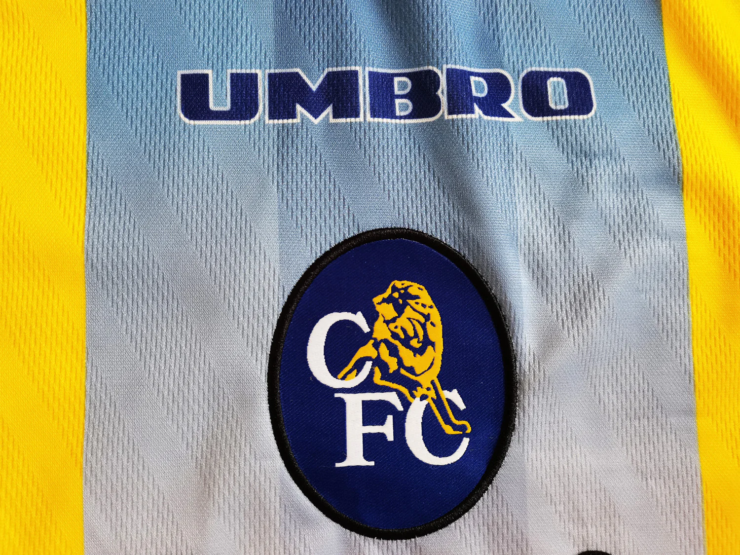 Chelsea Away Retro Jersey 96/97 - Image 3