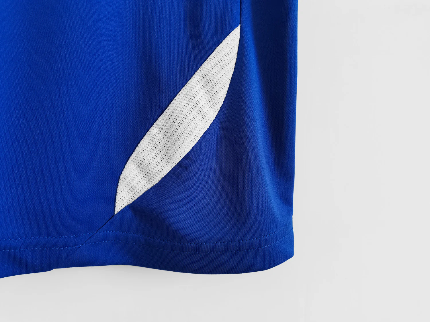 Chelsea Home Retro Jersey 11/12 - Image 13
