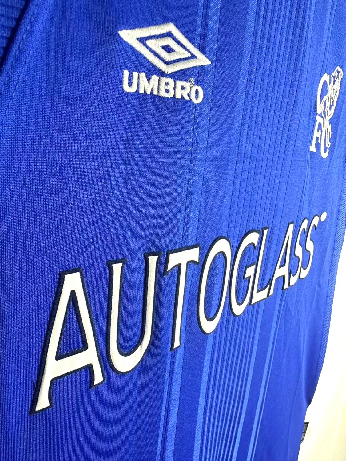 Chelsea Home Retro Jersey 1999/01 - Image 8