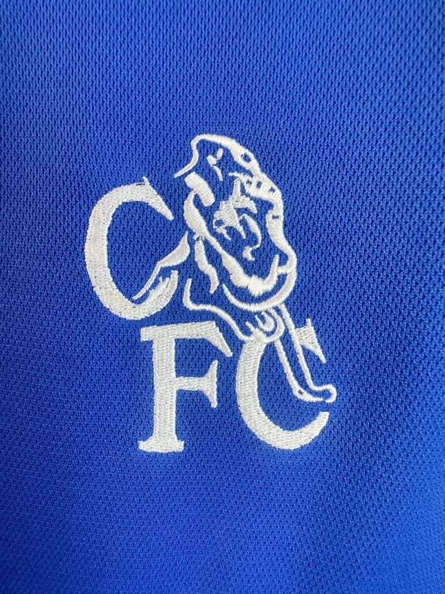 Chelsea Home Retro Jersey 2001/03 - Image 6