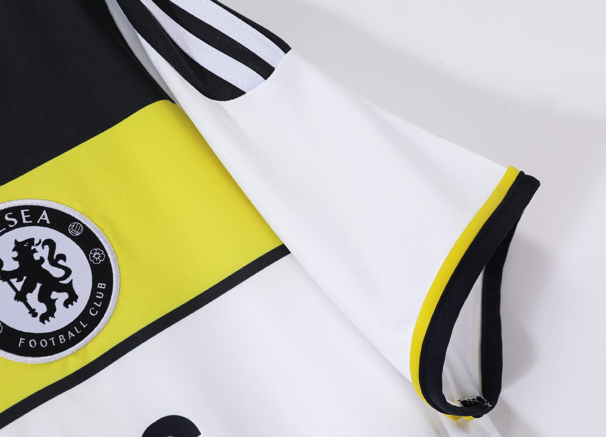 Chelsea Third Retro Jersey 2011/12 - Image 6