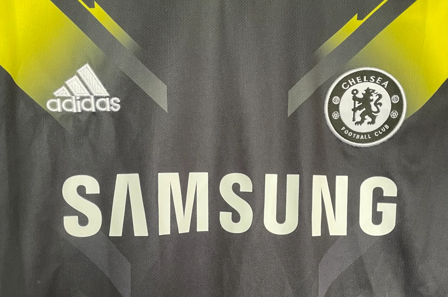 Chelsea Third Retro Jersey 2012/13 - Image 5