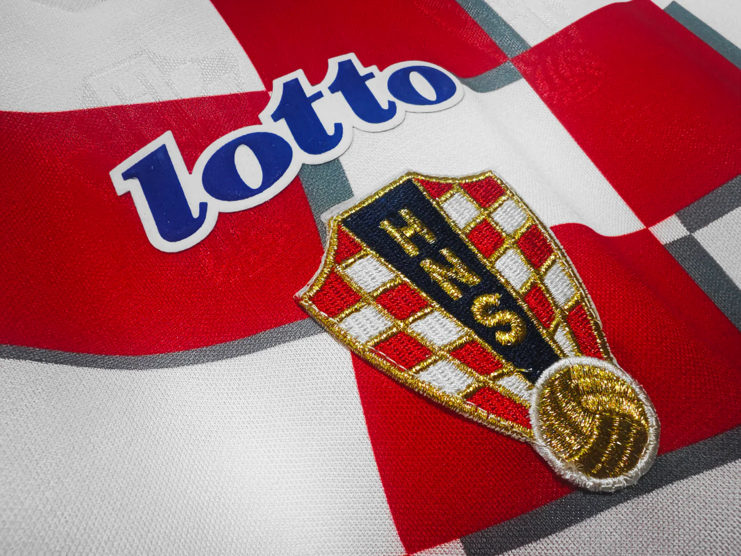 Croatia Home Retro Jersey 1998 - Image 6