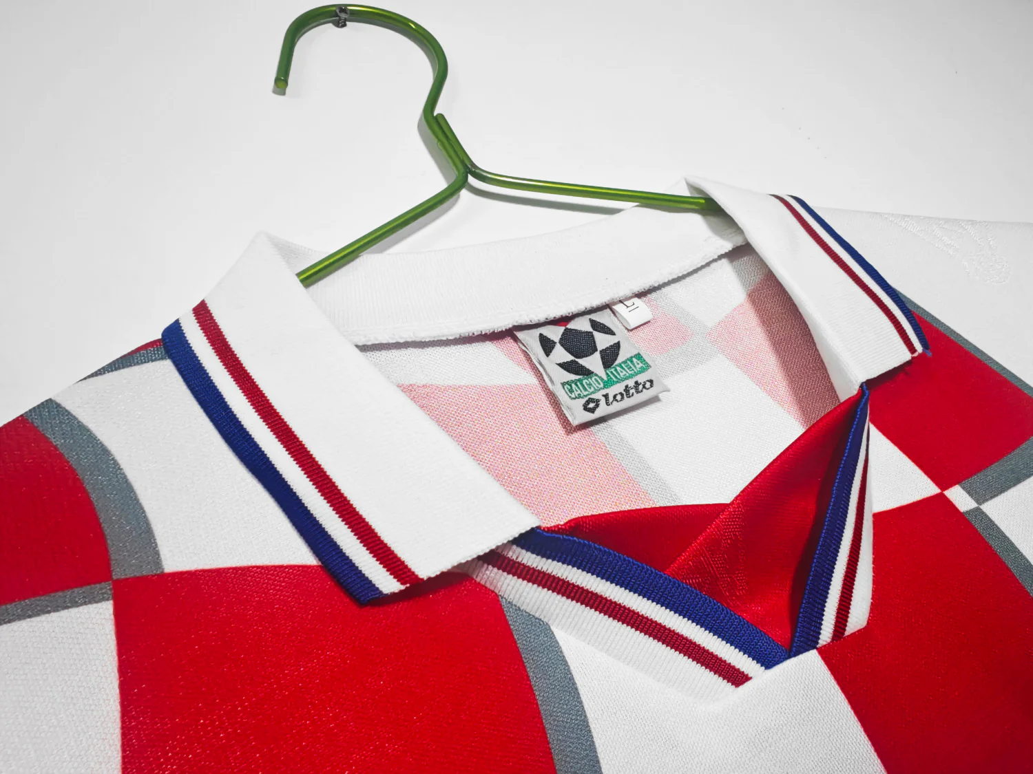 Croatia Home Retro Jersey 1998 - Image 9