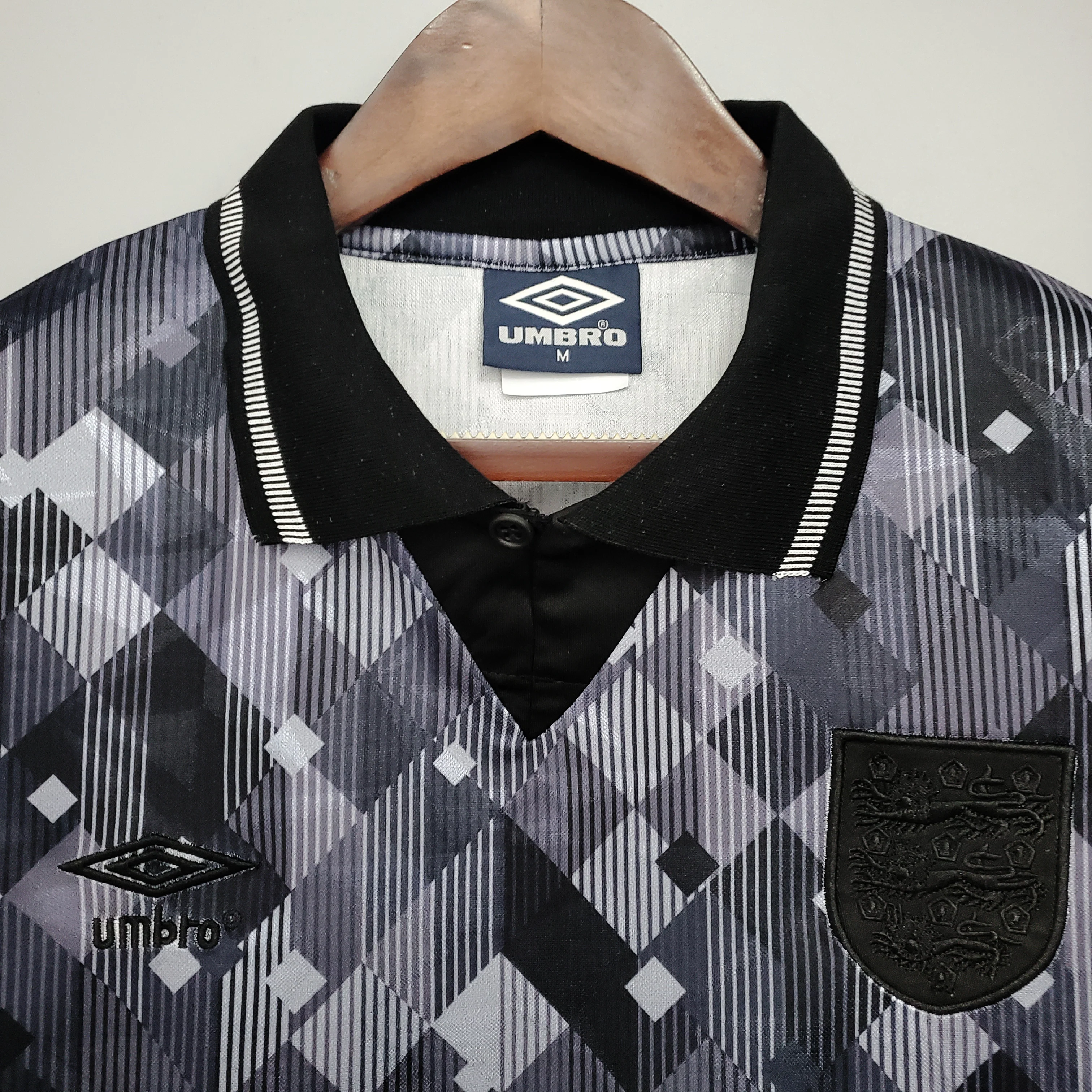 England 1990 Black Out Retro Jersey - Image 2