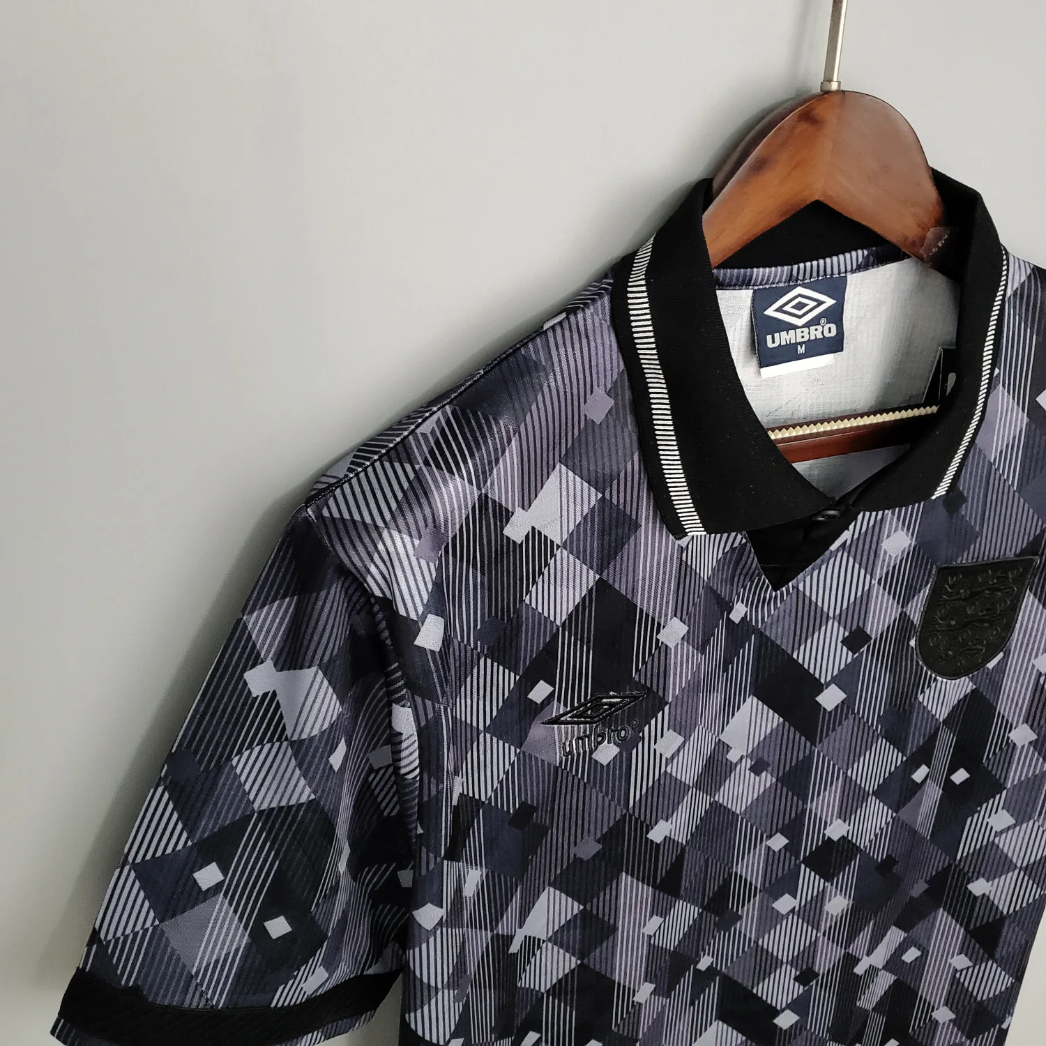 England 1990 Black Out Retro Jersey - Image 5