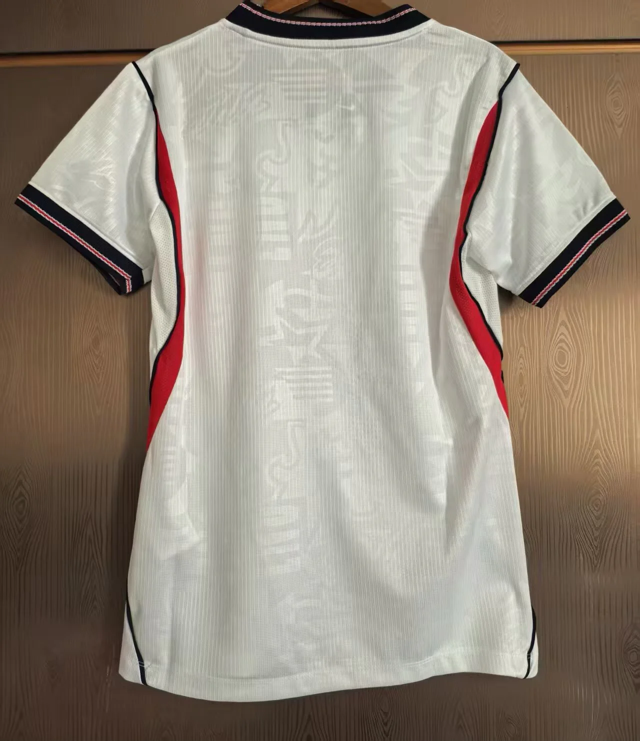 England Home Women Jersey 26/27 - Image 2