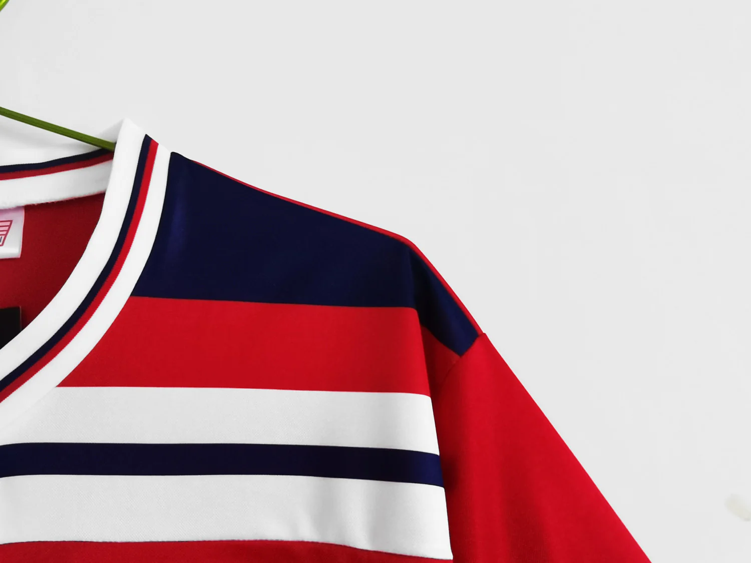 England Retro Away Jersey 1980-83 - Image 7