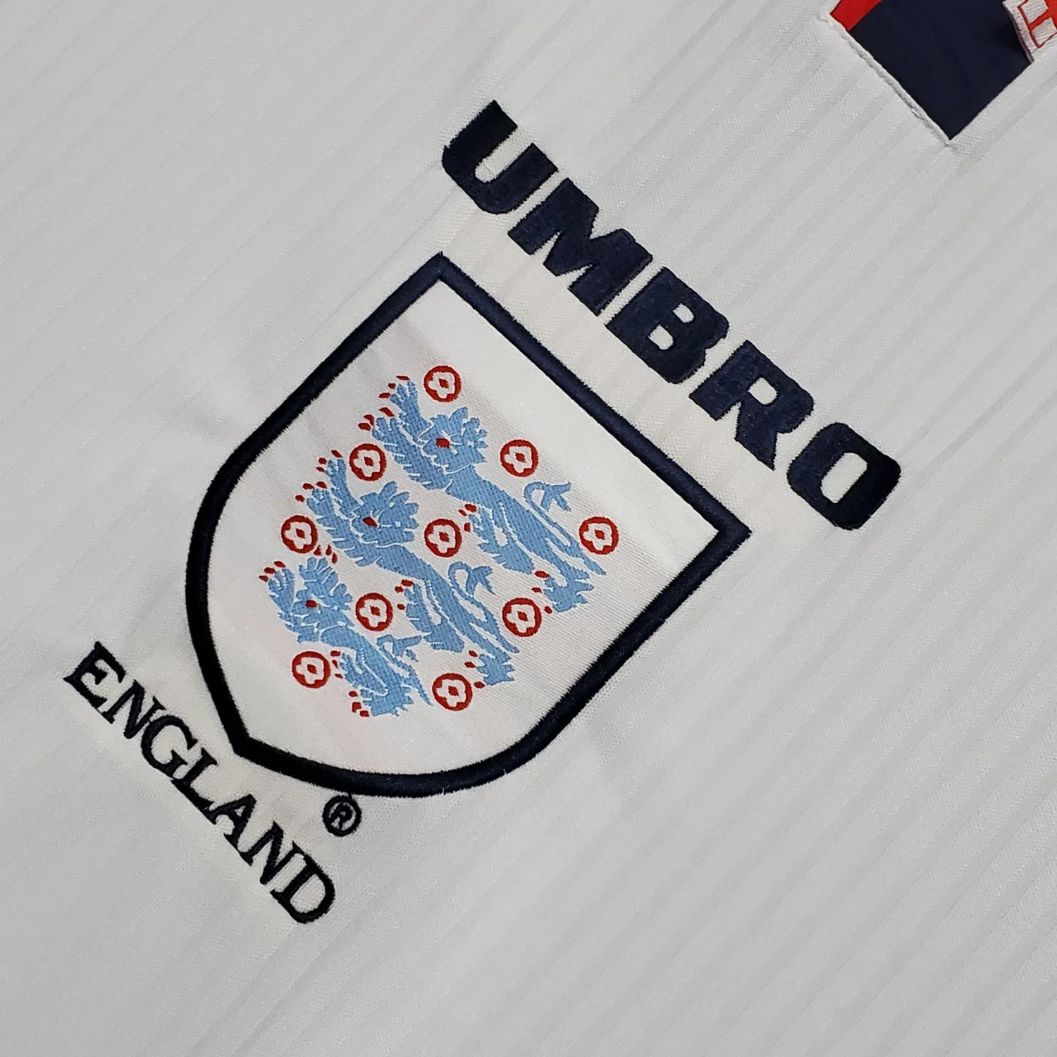 England Retro Home Jersey 1998 - Image 9
