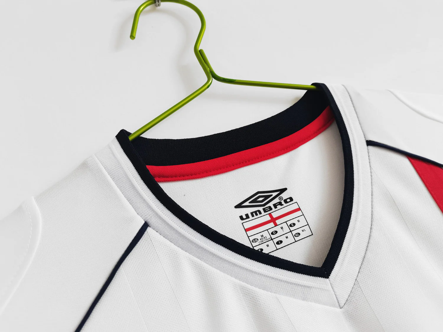 England Retro Home Jersey 2001/03 - Image 12
