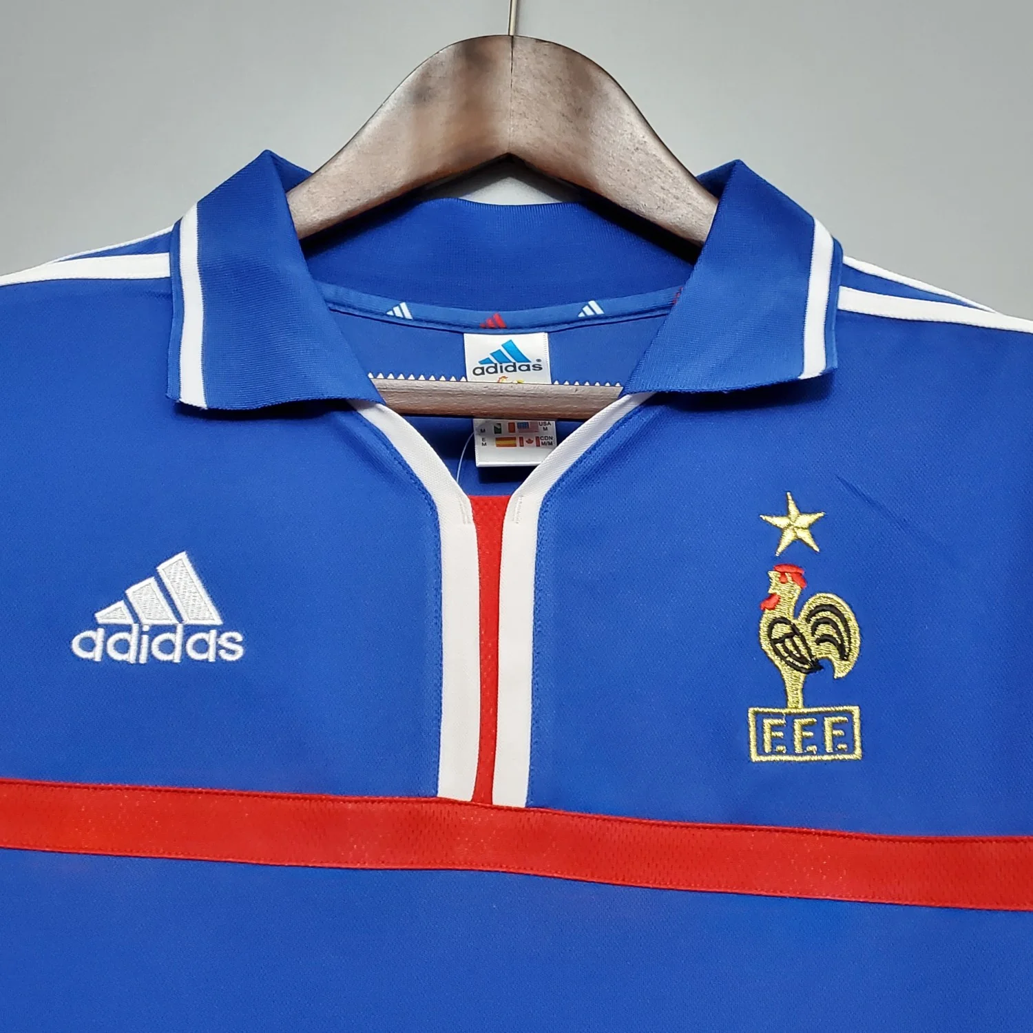 France Home Retro Jersey 2000 - Image 2