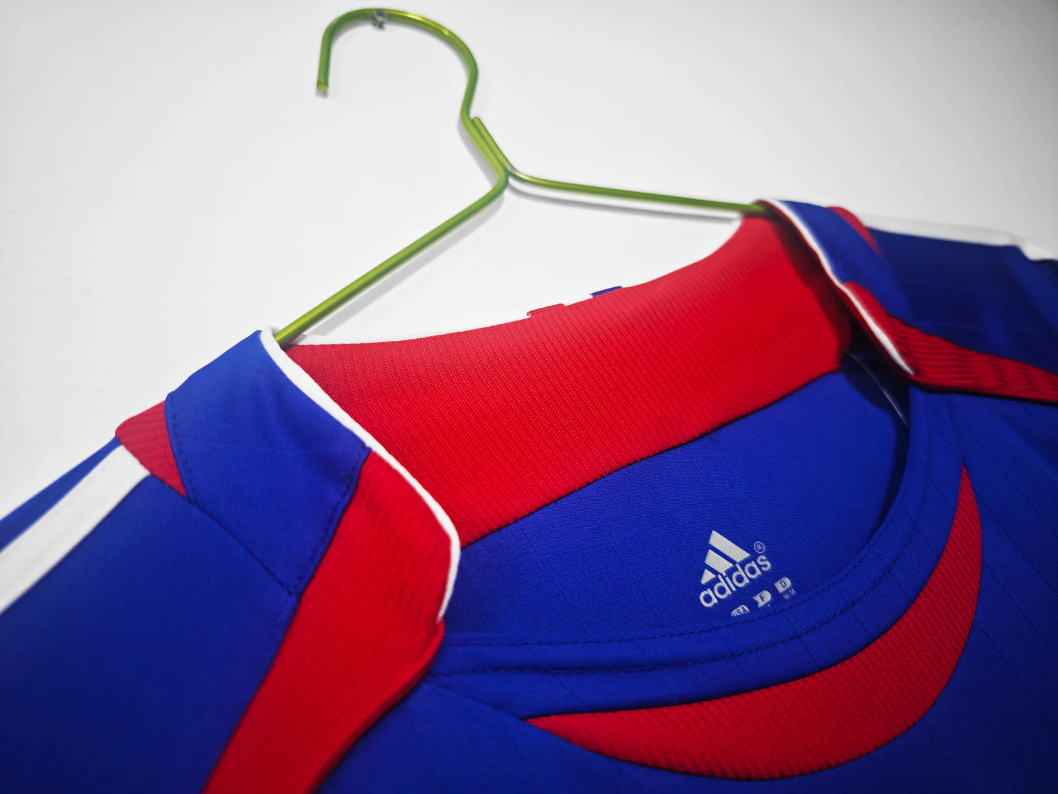 France Home Retro Jersey 2006 - Image 3