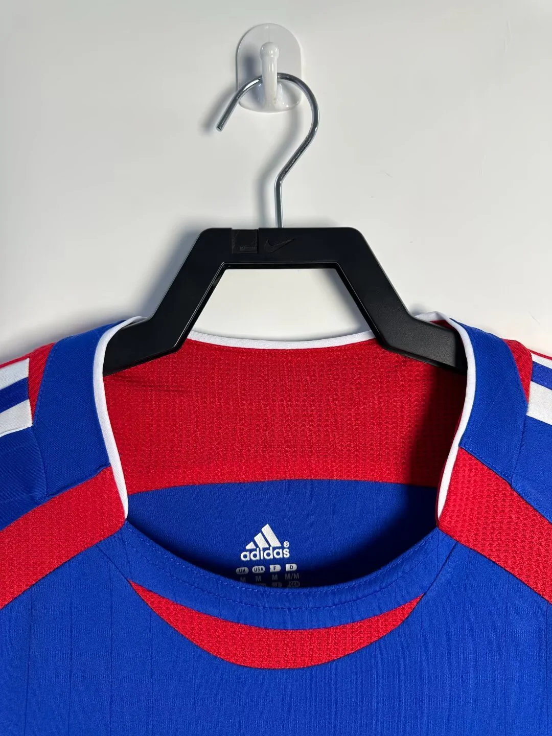 France Home Retro Jersey 2006/07 - Image 3