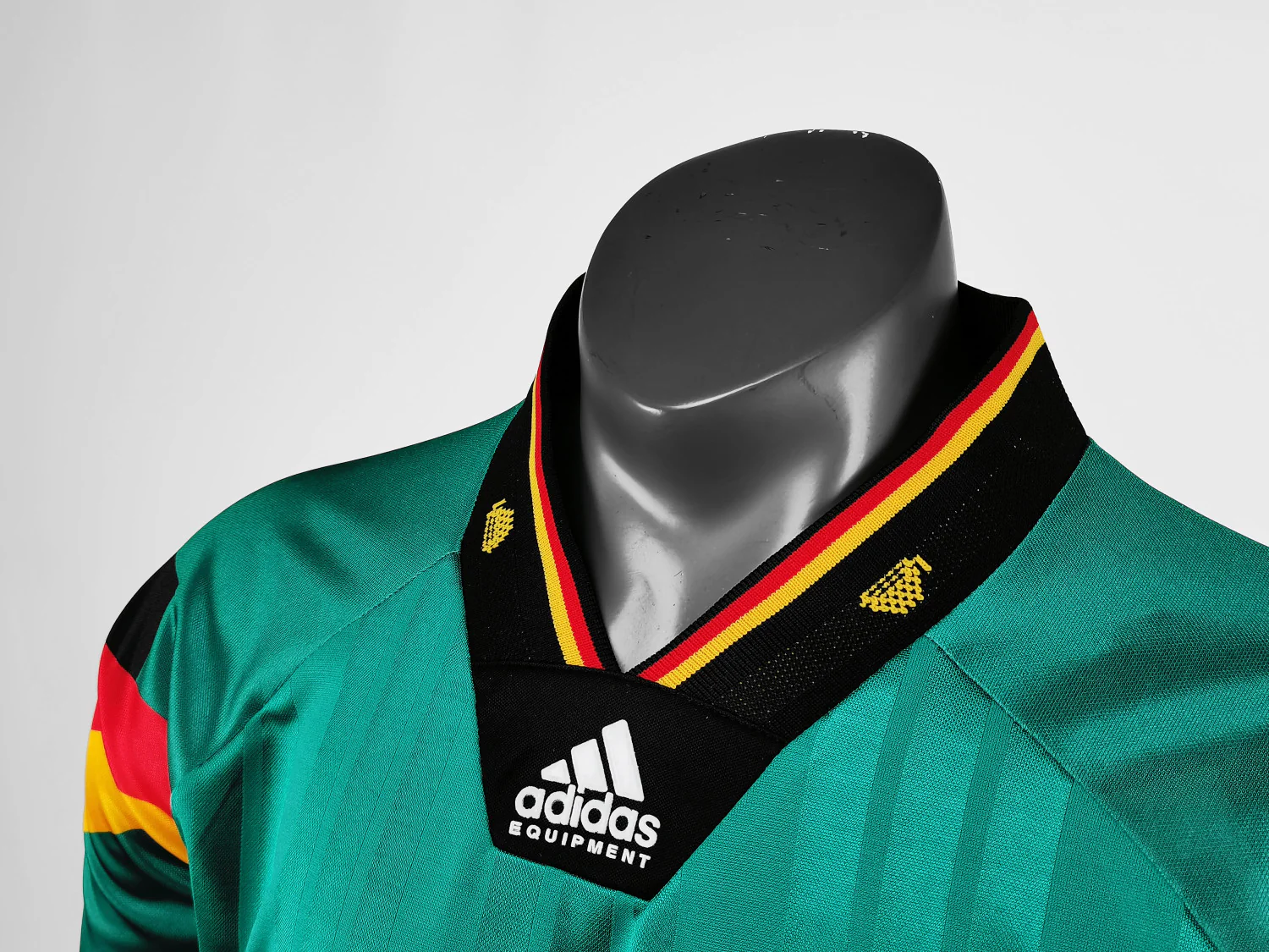 Germany Away Retro Jersey 1992/1994 - Image 5