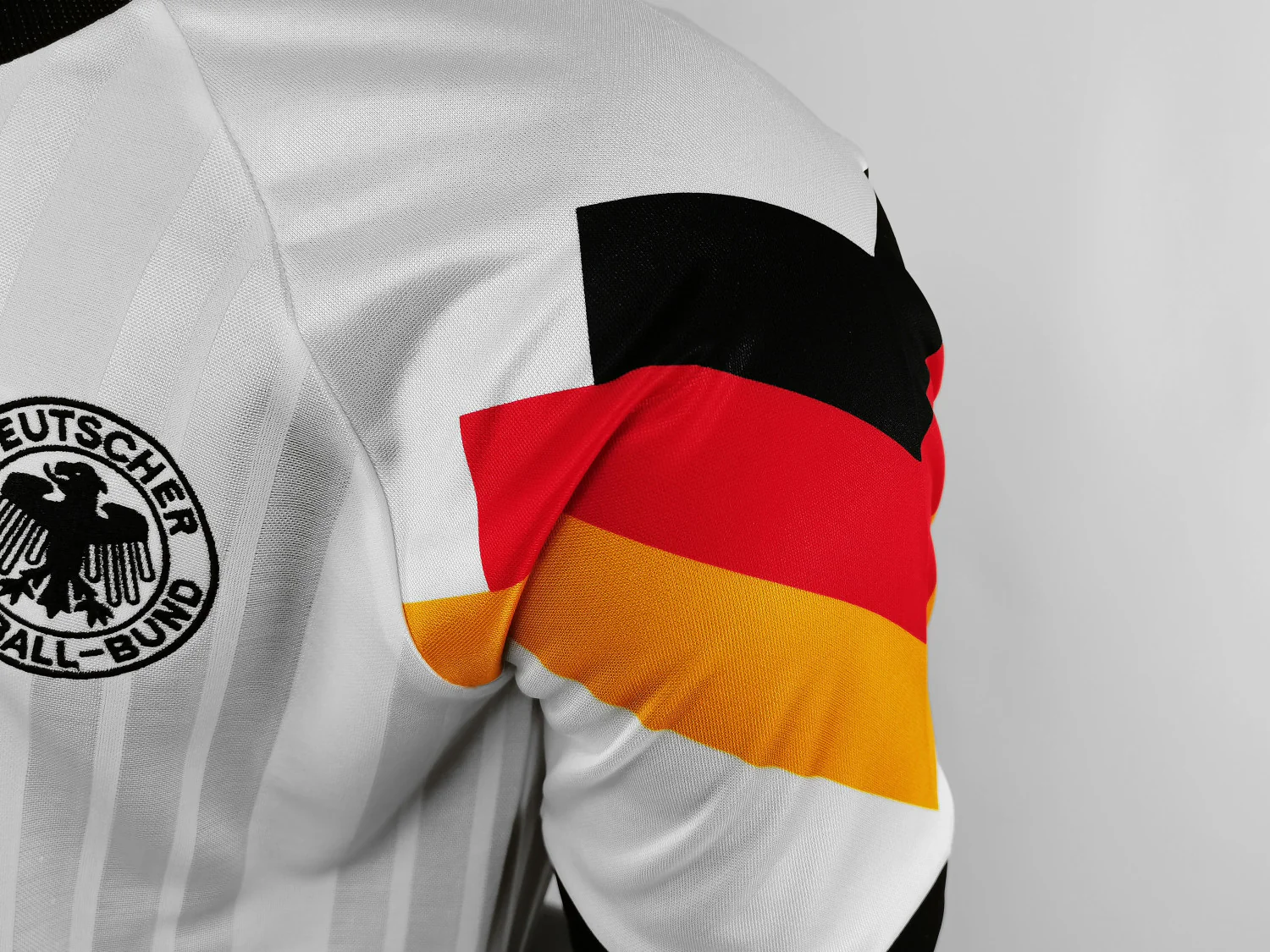 Germany Home Retro Jersey 1992/1994 - Image 8