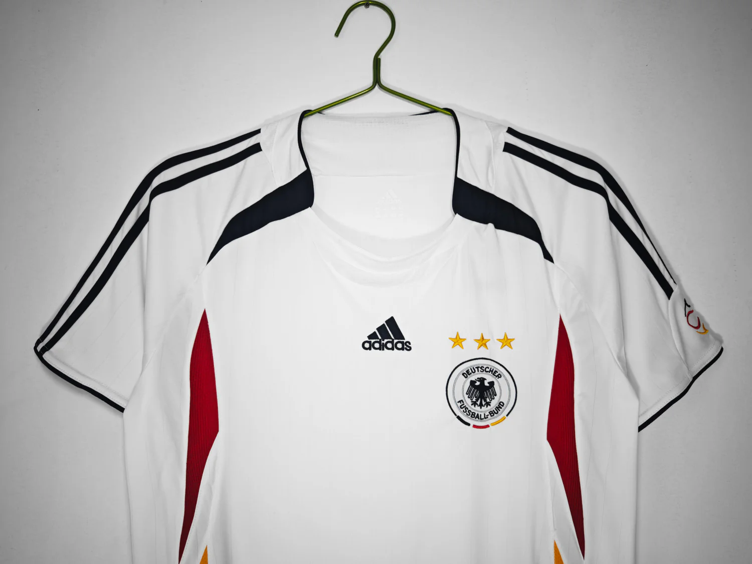 Germany Home Retro Jersey 2006 - Image 3