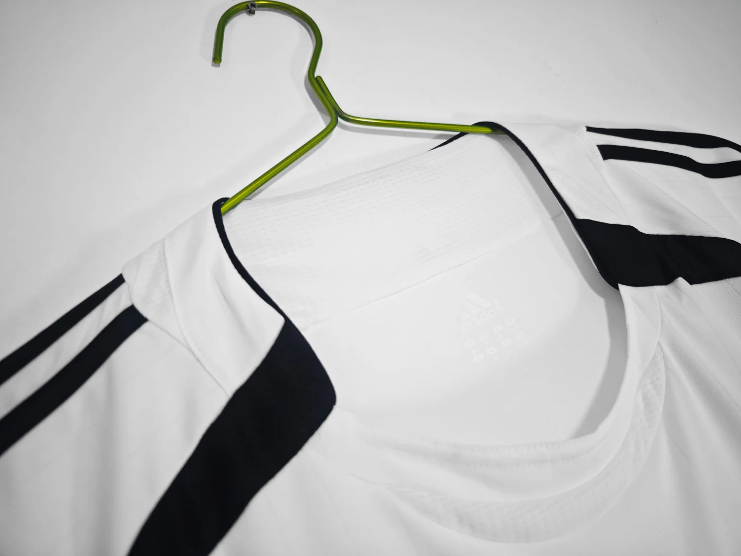 Germany Home Retro Jersey 2006 - Image 4