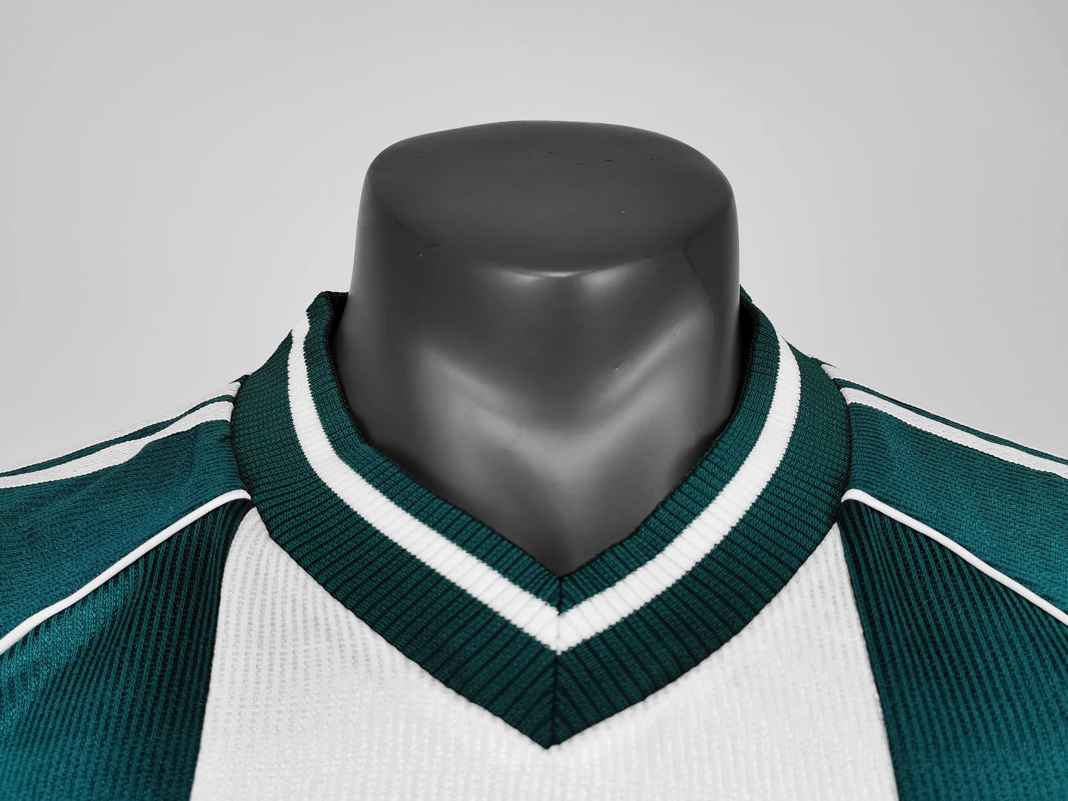 Germany Retro Jersey 98/00 - Image 3