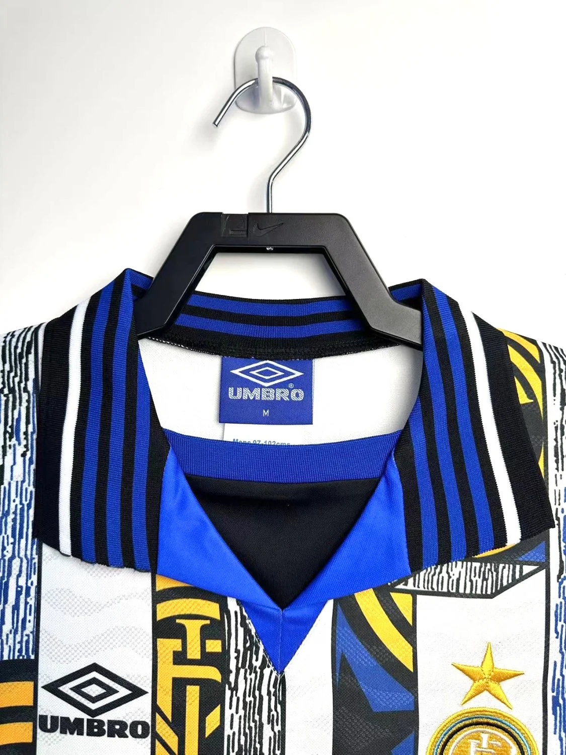 Inter Milan Away Retro Jersey 1995/96 - Image 3
