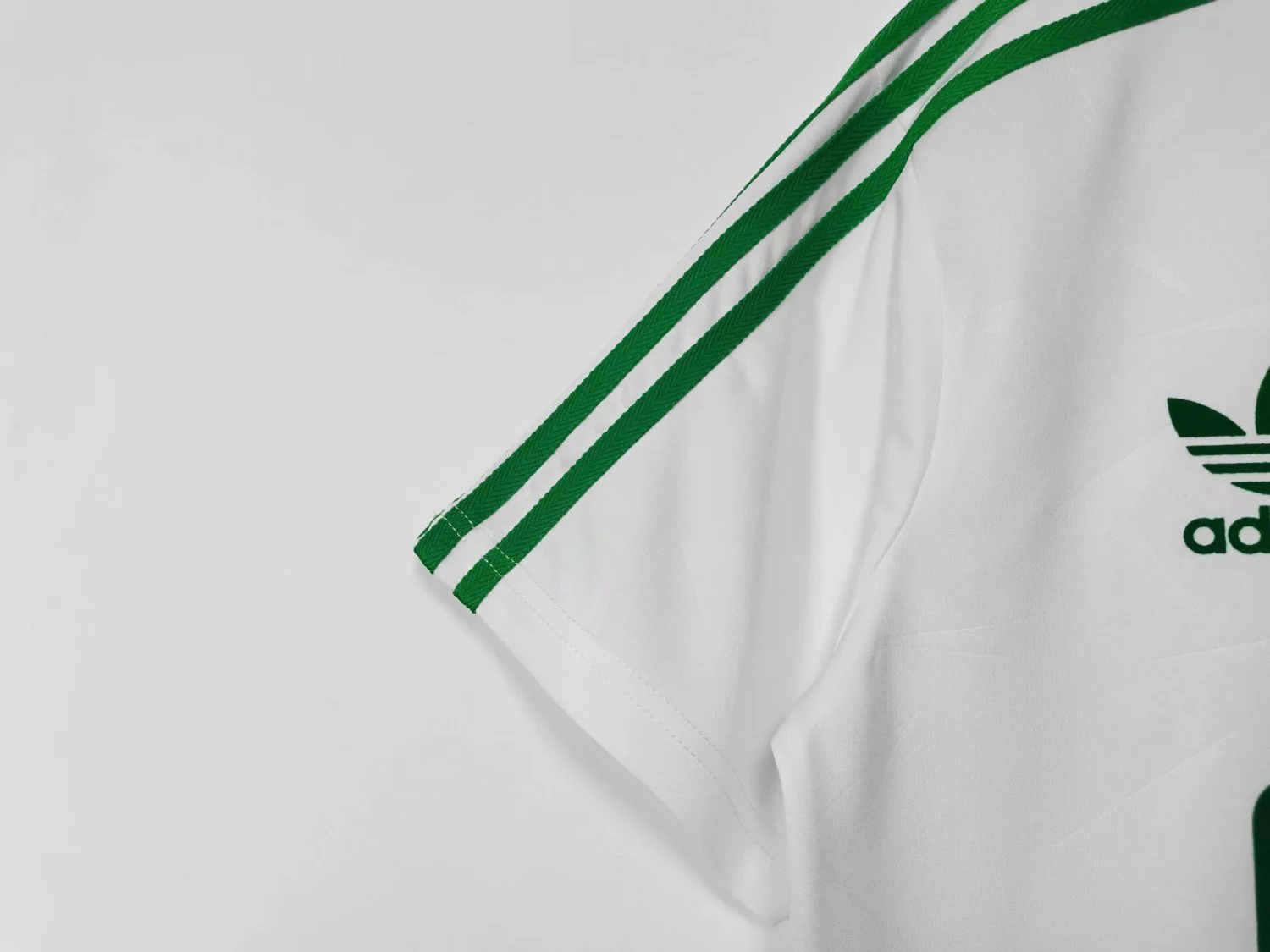 Ireland Retro Away Jersey 1990/92 - Image 8