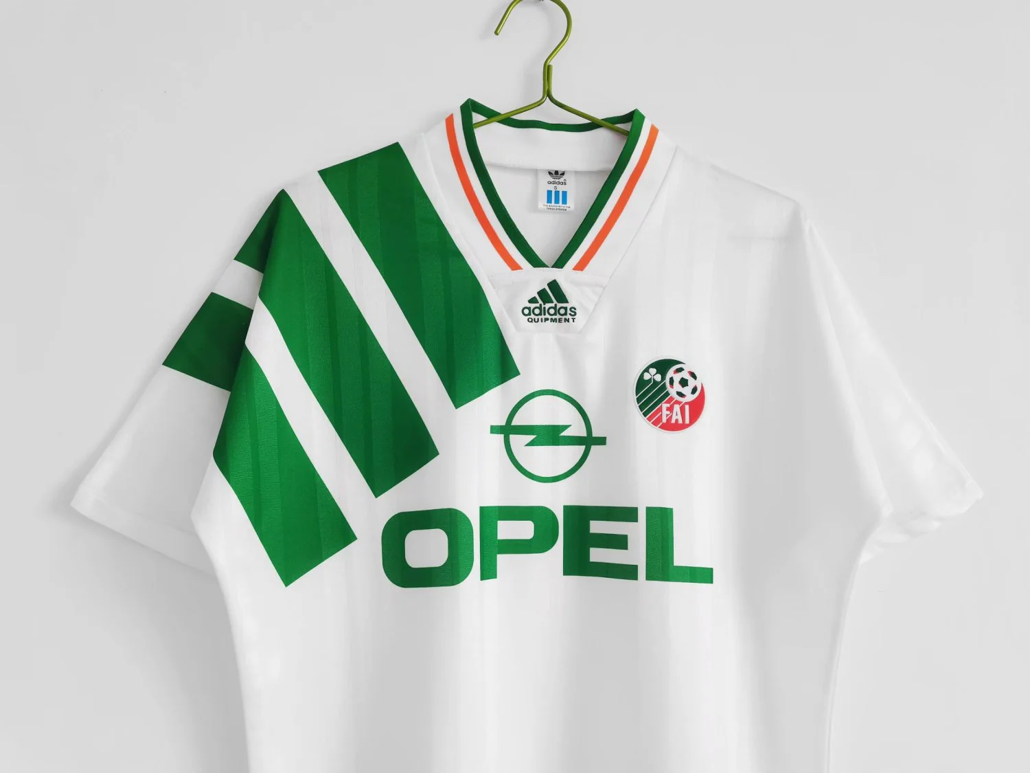 Ireland Retro Away Jersey 1992/94 - Image 4