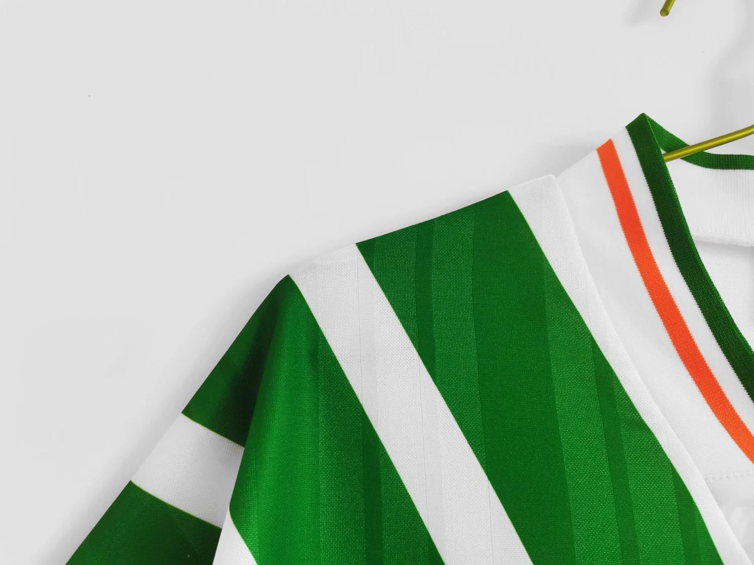 Ireland Retro Away Jersey 1992/94 - Image 9