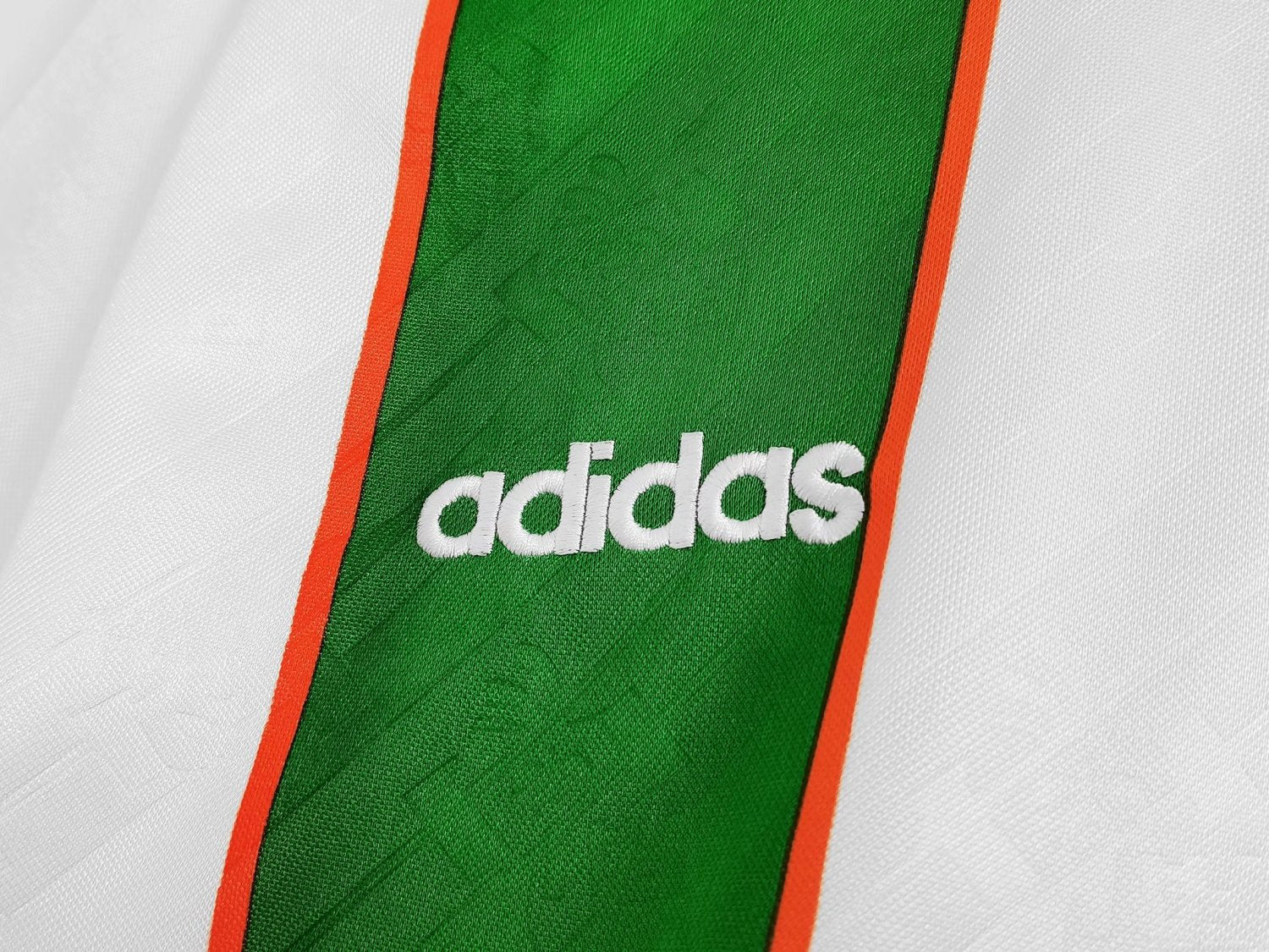 Ireland Retro Away Jersey 1994 - Image 6