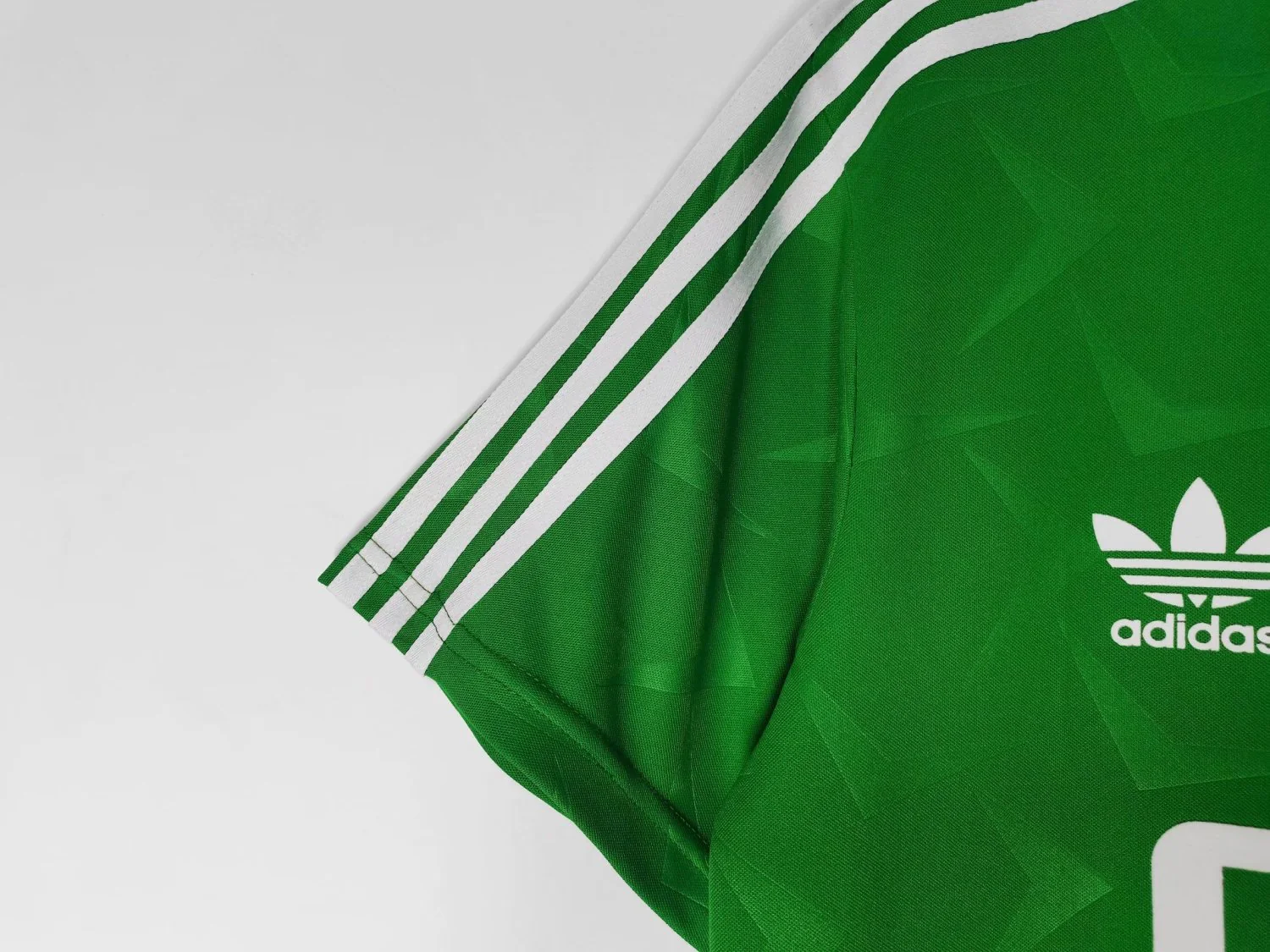Ireland Retro Home Jersey 1990/92 - Image 9
