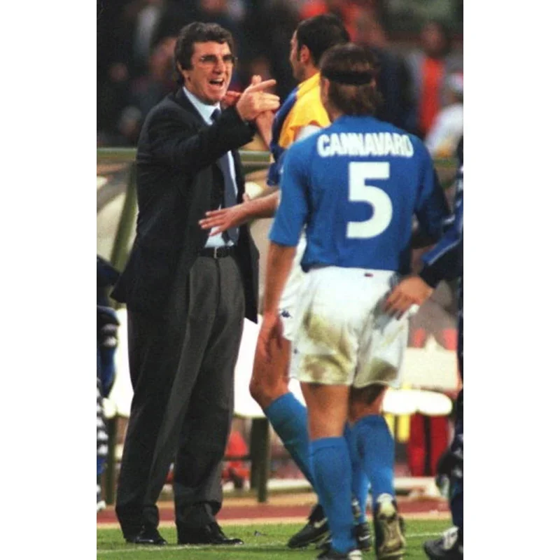 Italy Retro Home Jersey 2000 - Image 8