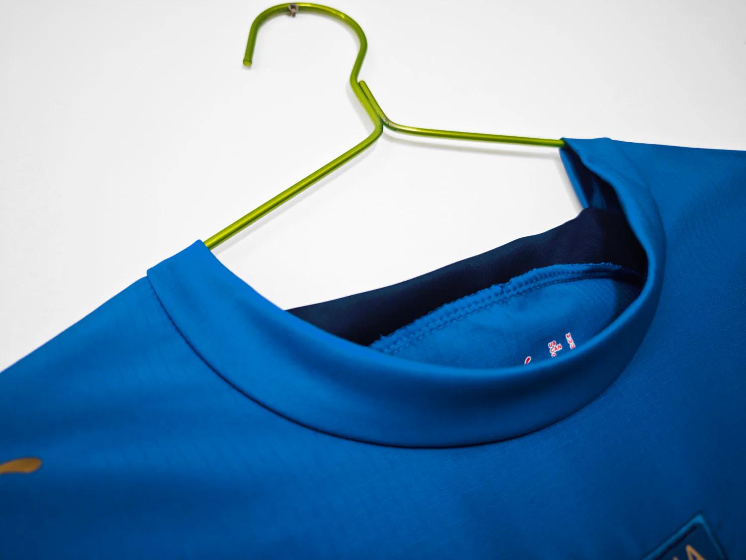 Italy Retro Home Jersey 2006 - Image 5