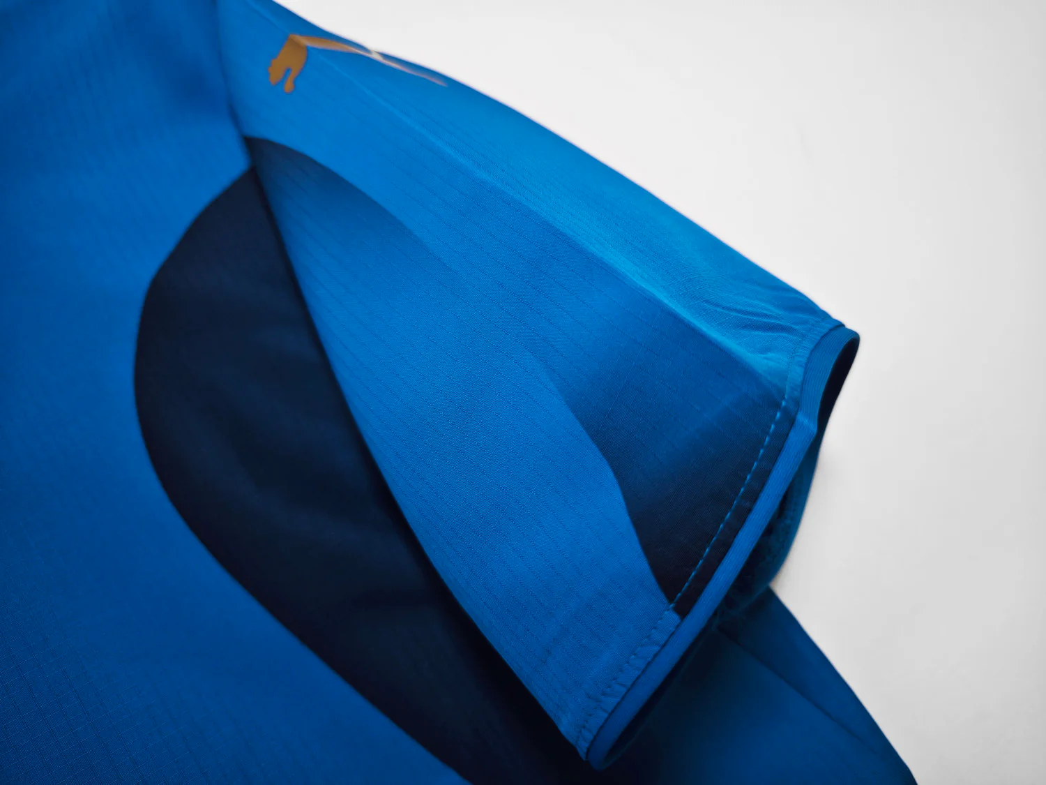 Italy Retro Home Jersey 2006 - Image 6
