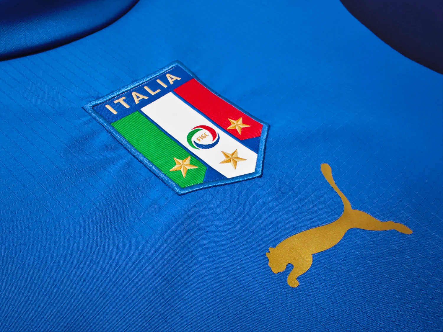 Italy Retro Home Jersey 2006 - Image 8