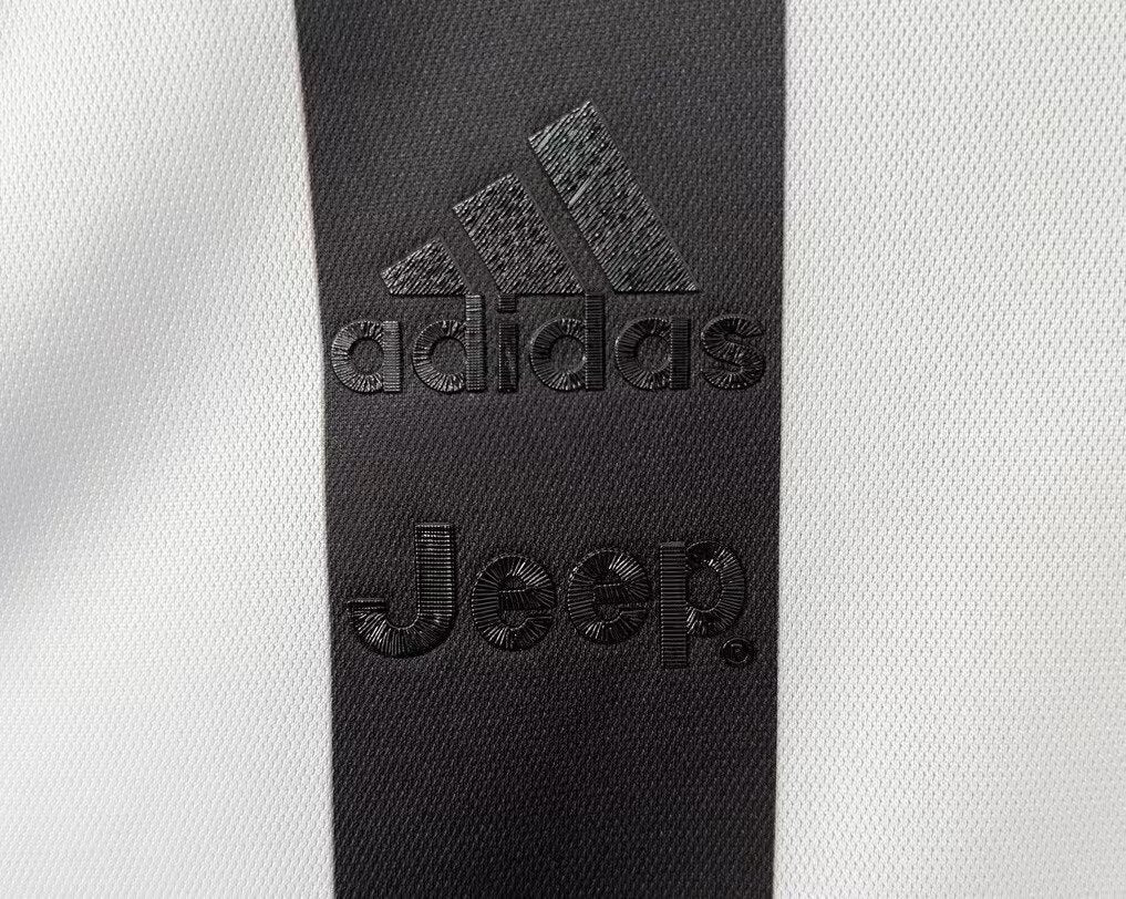 Juventus 120 Anniversary Retro Jersey - Image 9