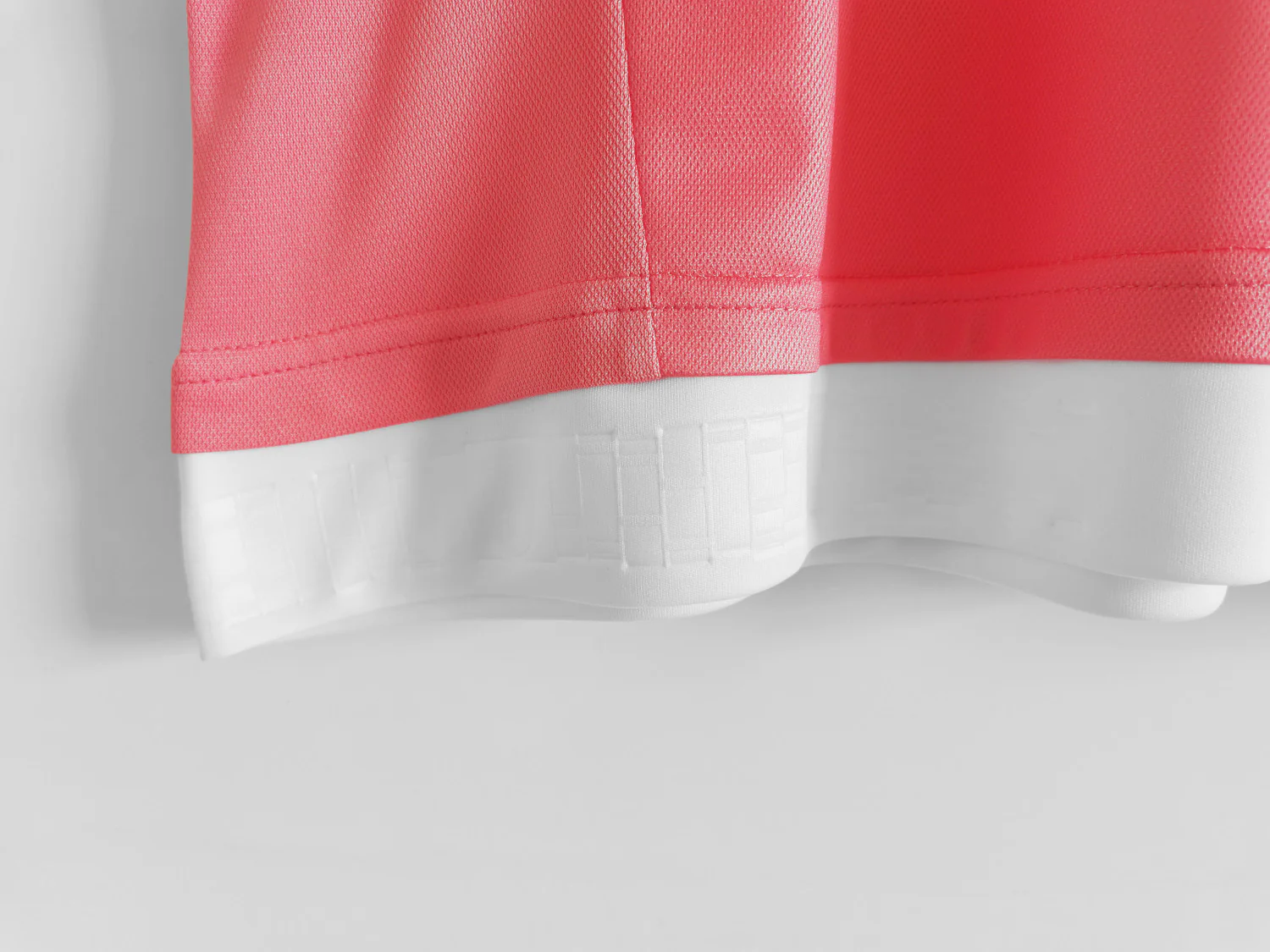 Juventus Away Retro Jersey 2015/16 - Image 8