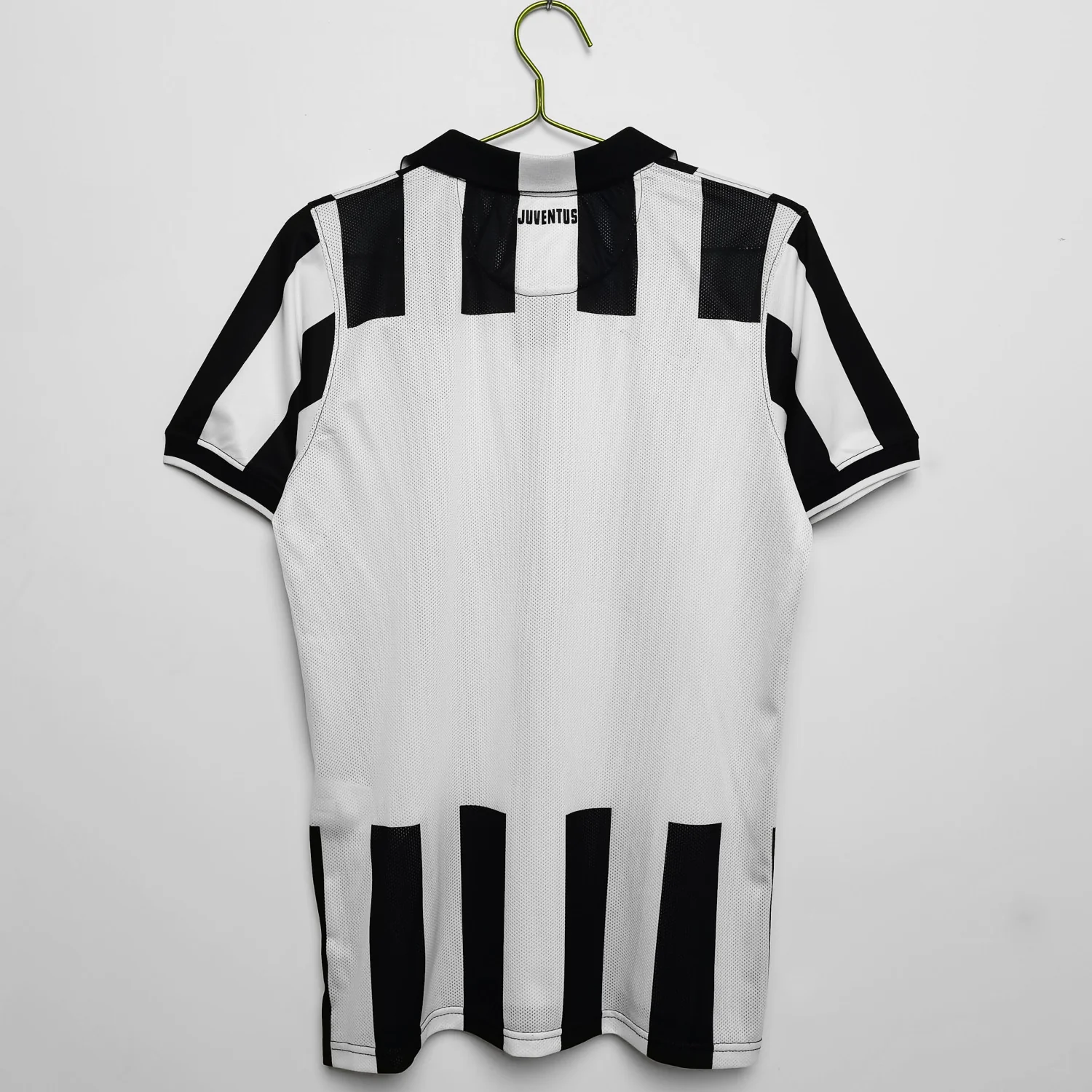 Juventus Home Retro Jersey 2014/15 - Image 2
