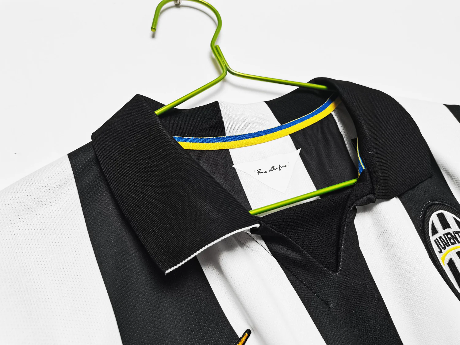 Juventus Home Retro Jersey 2014/15 - Image 7