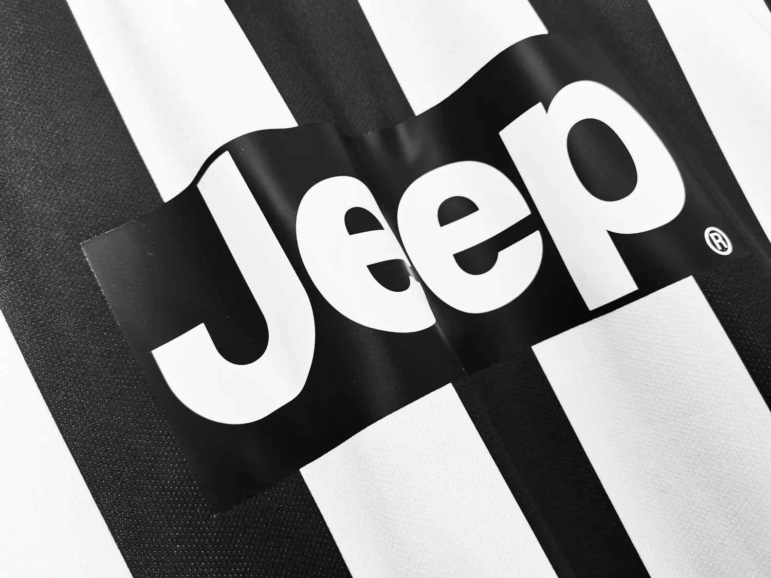 Juventus Home Retro Jersey 2014/15 - Image 8