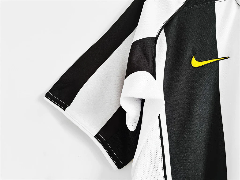 Juventus Home Retro Jersey 2015/16 - Image 5