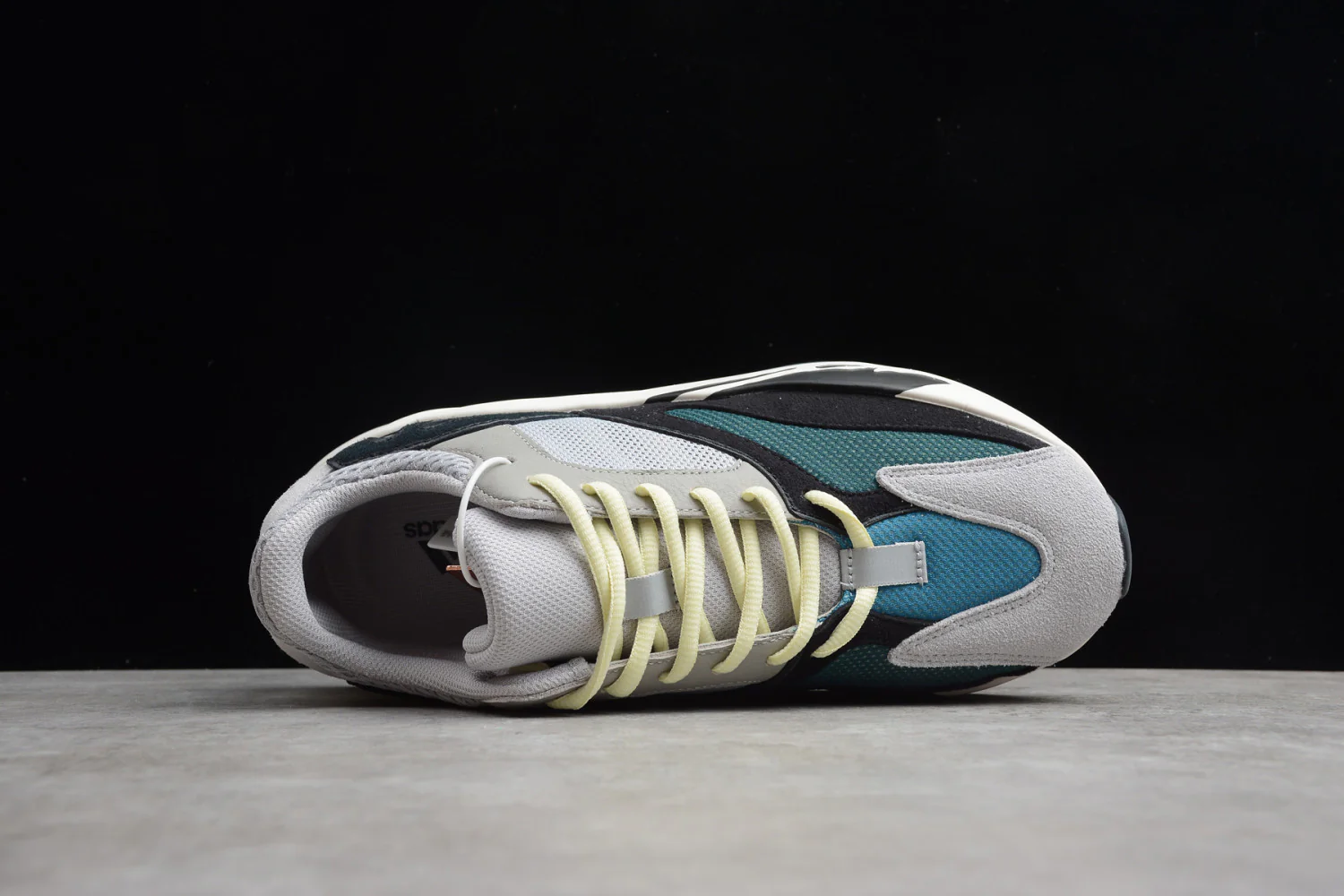 Kanye West x Yeezy Runner Boost 700 Black Green B75571 - Image 4
