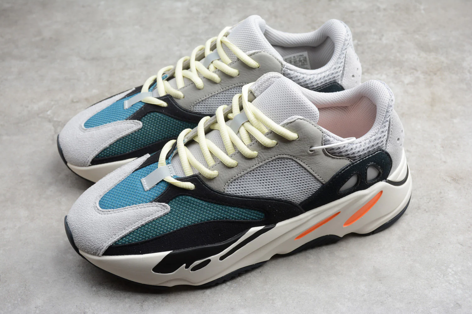 Kanye West x Yeezy Runner Boost 700 Black Green B75571 - Image 7