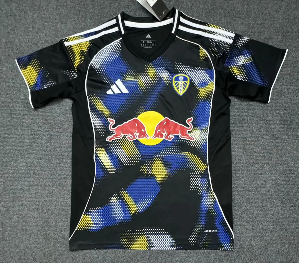 Leeds United Third Man Jersey 25/26 - Image 3
