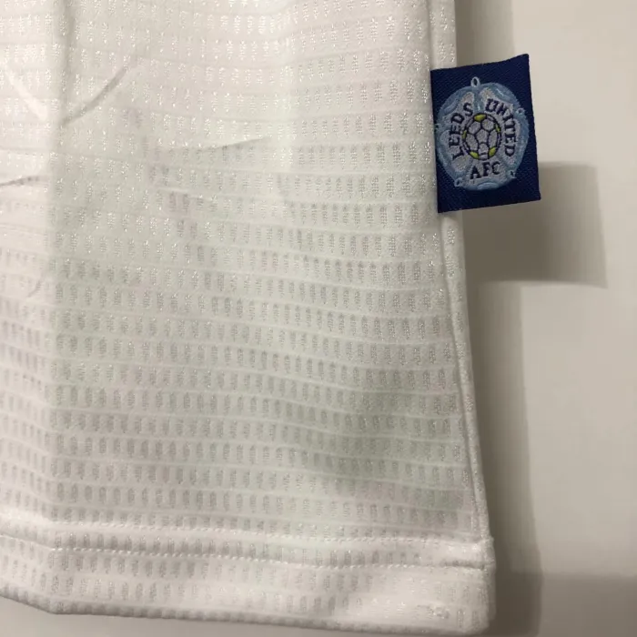 Leeds United Home Retro Jersey 1995/96 - Image 8