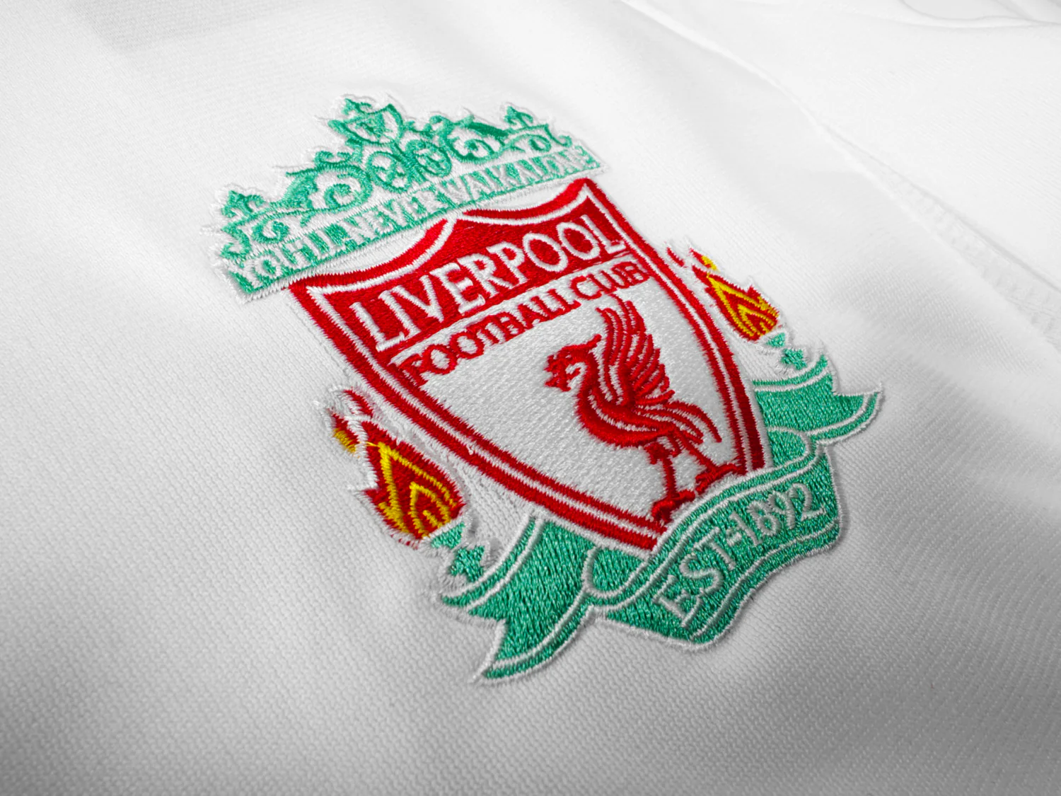 Liverpool Away Retro Jersey 2006/08 - Image 6