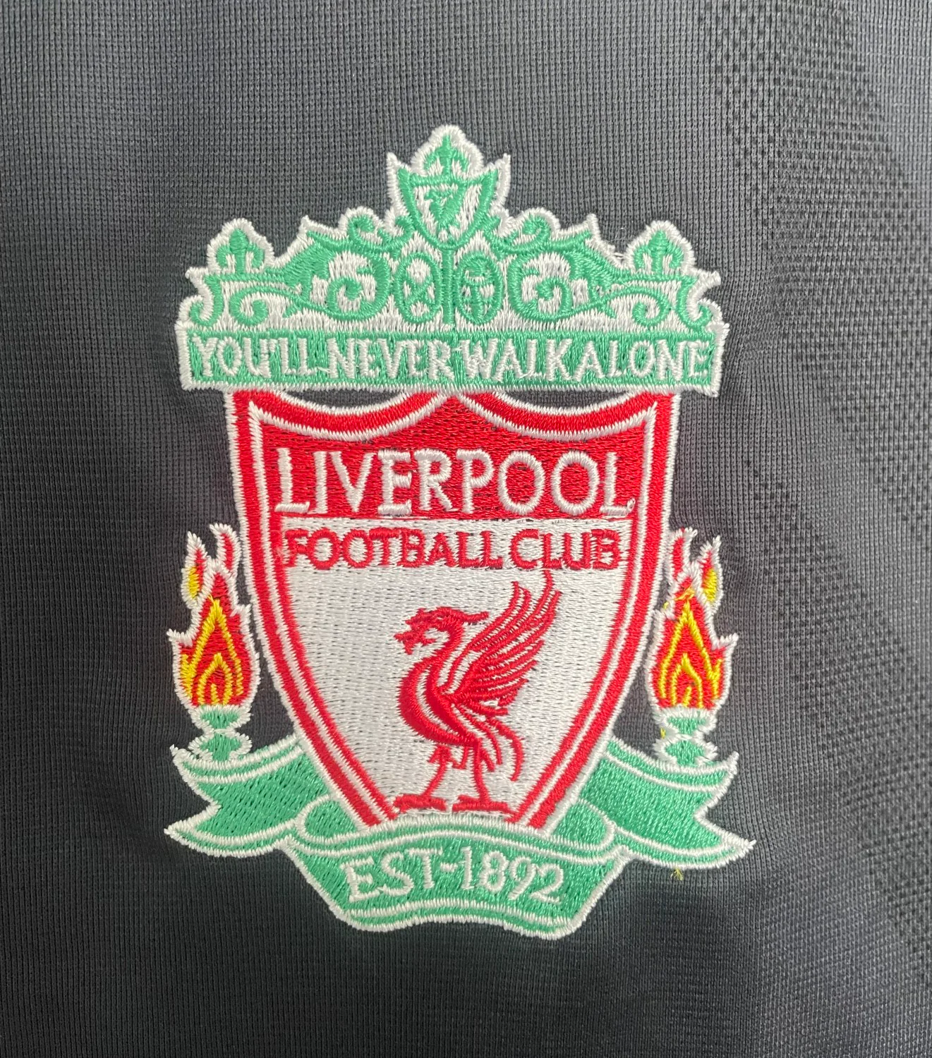 Liverpool Away Retro Jersey 2009/10 - Image 7