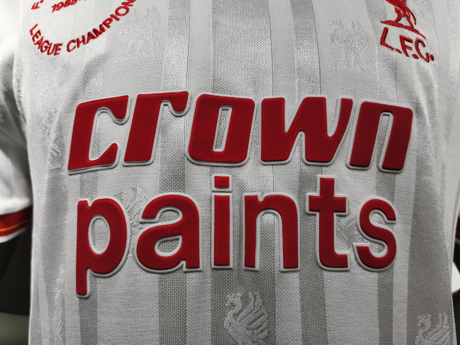 Liverpool Away Retro Jersey 85/86 - Image 5