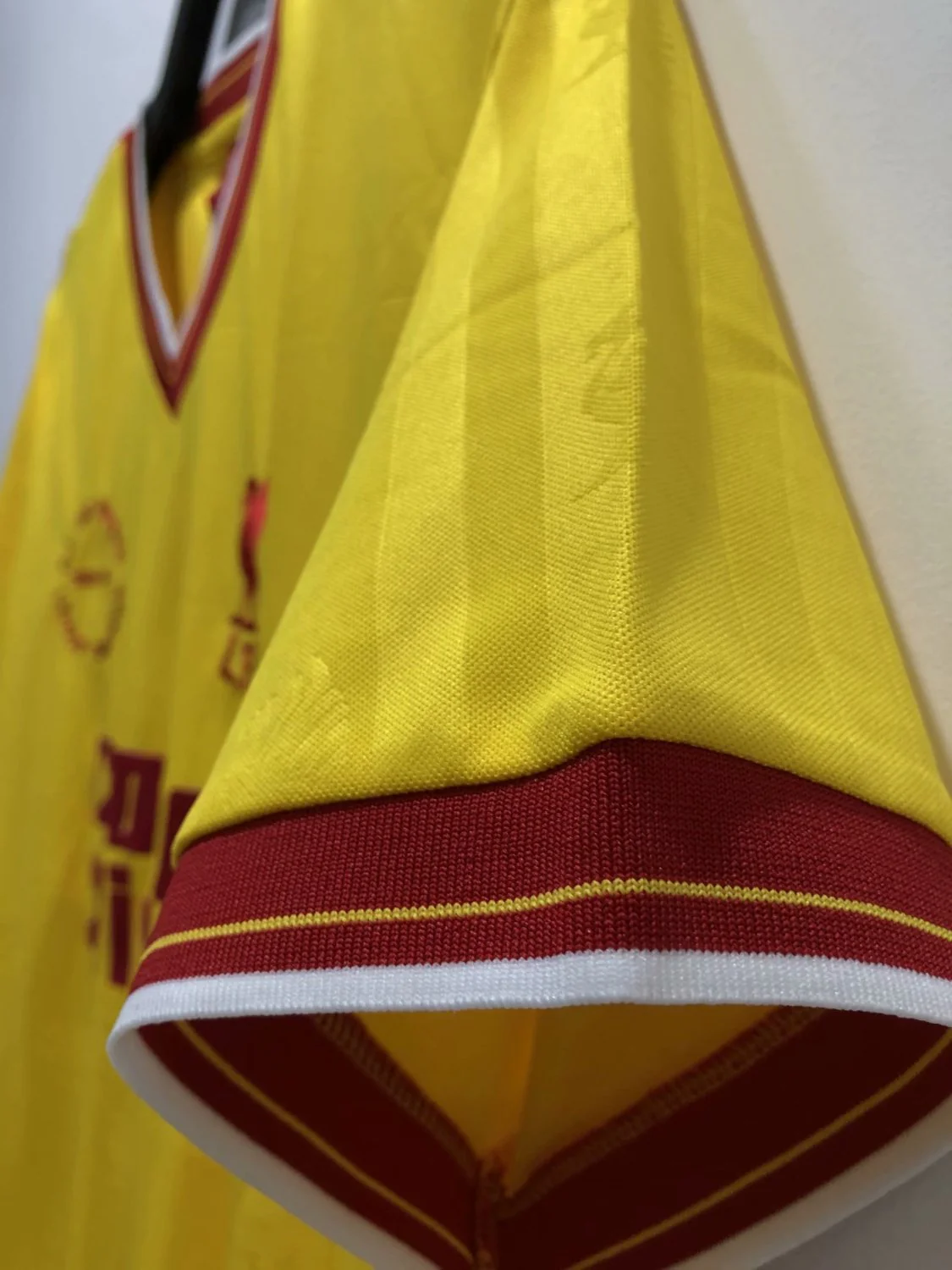 Liverpool Away Retro Jersey 85/86 - Image 8