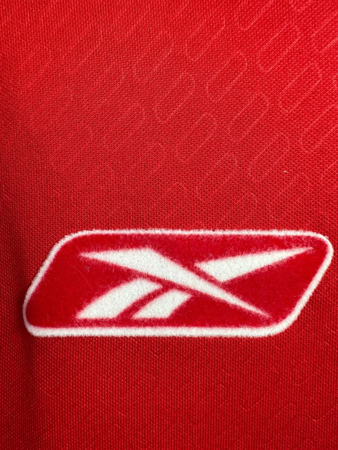 Liverpool Home Long Sleeve Retro Jersey 2004/05 - Image 7